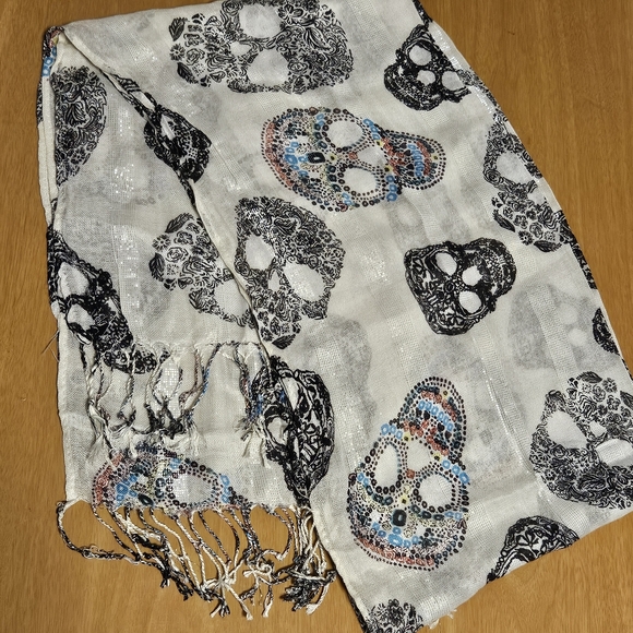 Pier 1 Accessories - Scarf with Skulls